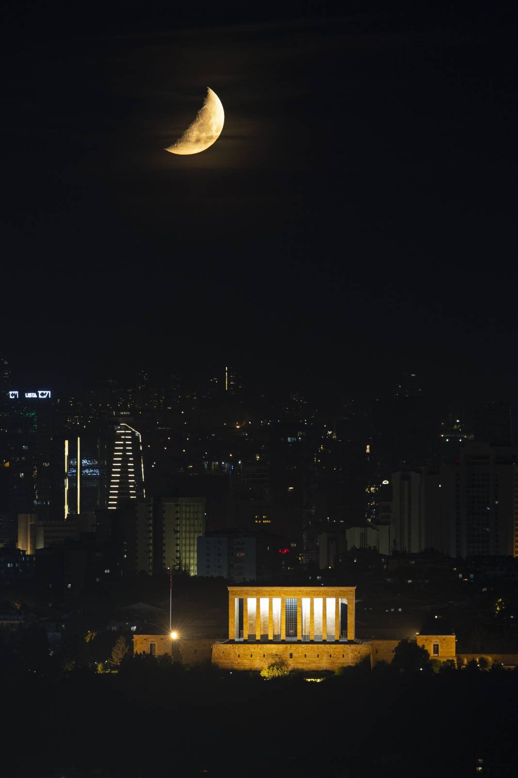 Ankara ve İstanbul'dan 'Ay' manzaraları 1
