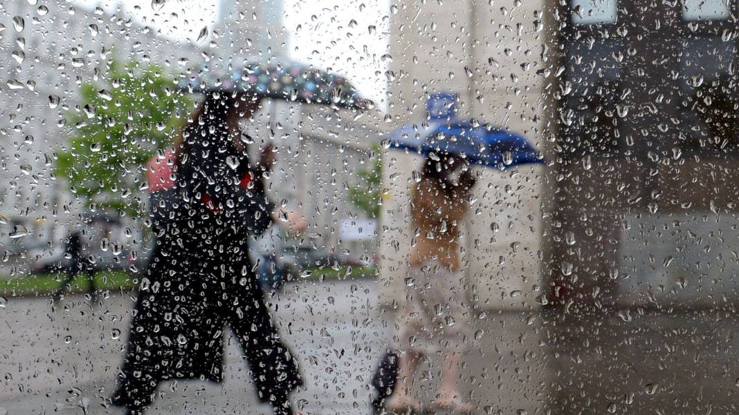 Meteoroloji'den sağanak alarmı! Çok kuvvetli geliyor 4