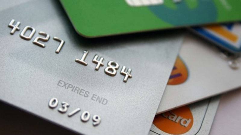 Kredi kartı alırken bir kez daha düşünün! Hangi karta ne kadar ödüyoruz? 15