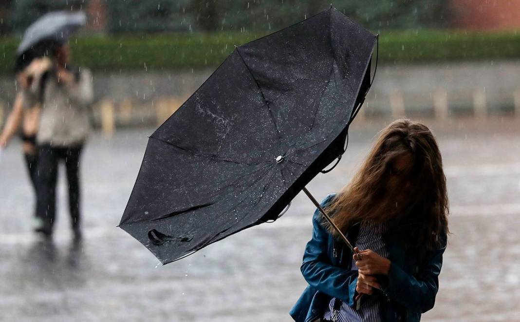 Meteoroloji'den sağanak alarmı! Çok kuvvetli geliyor 10