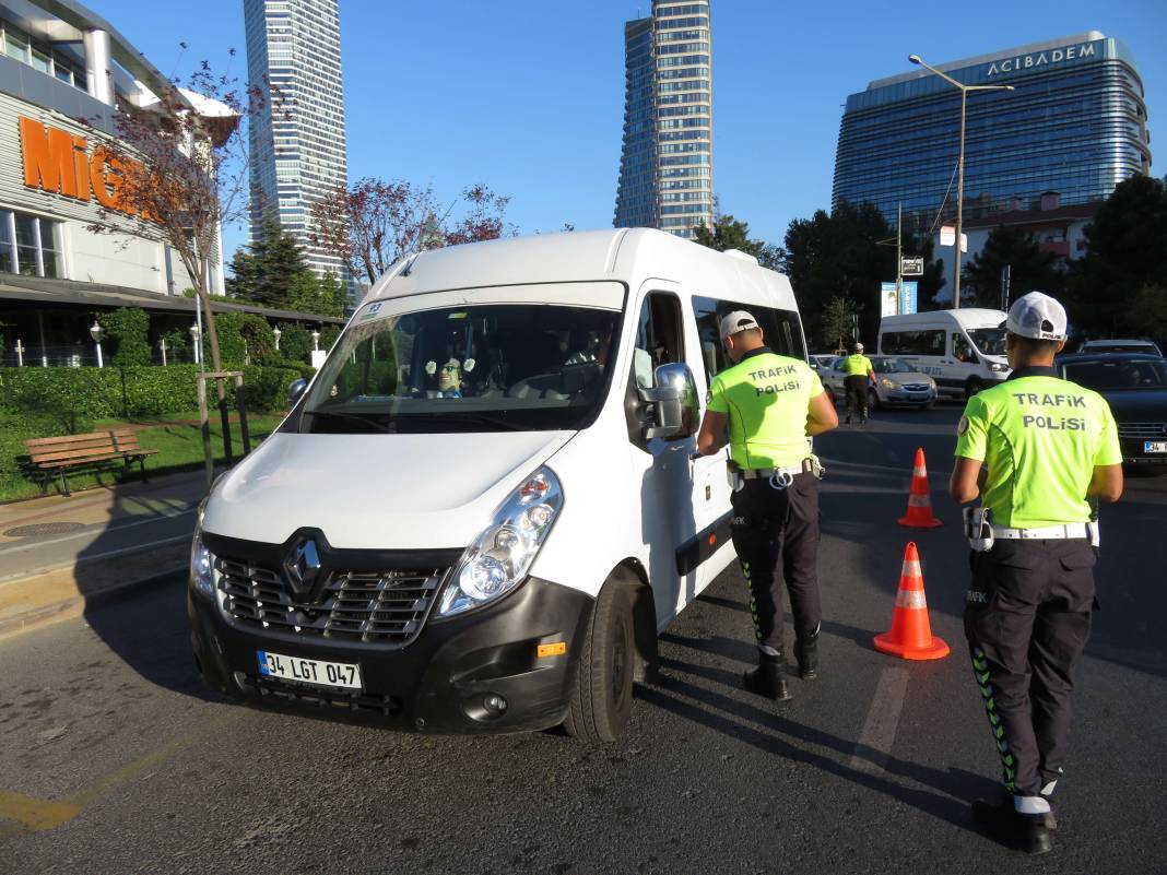 İstanbul'da okul servislerine denetim 3