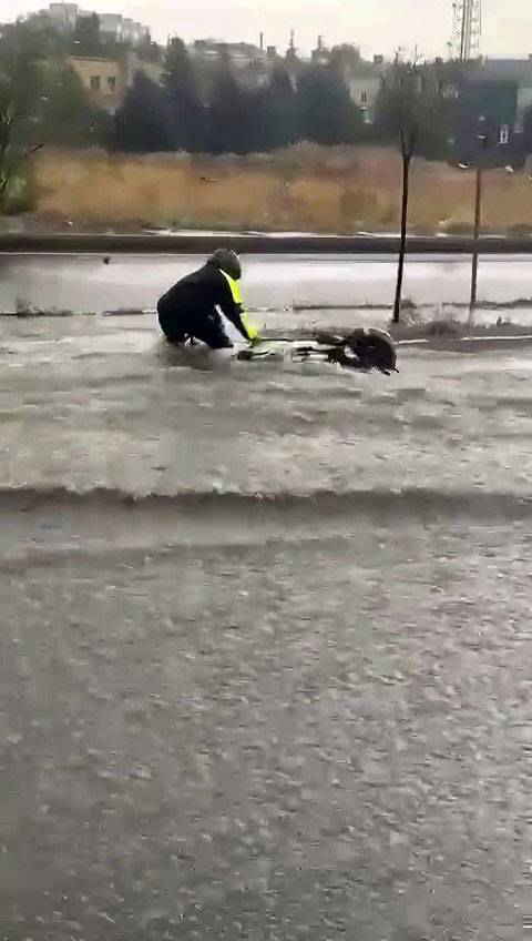 İstanbul'a ne kadar yağmur yağdı? Valilikten kabus gibi günün sayıları 3