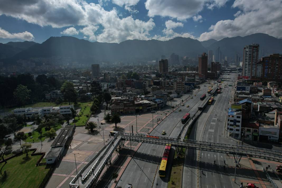 Arabasız bir gün nasıl olur?: Bogota'da deneniyor 13