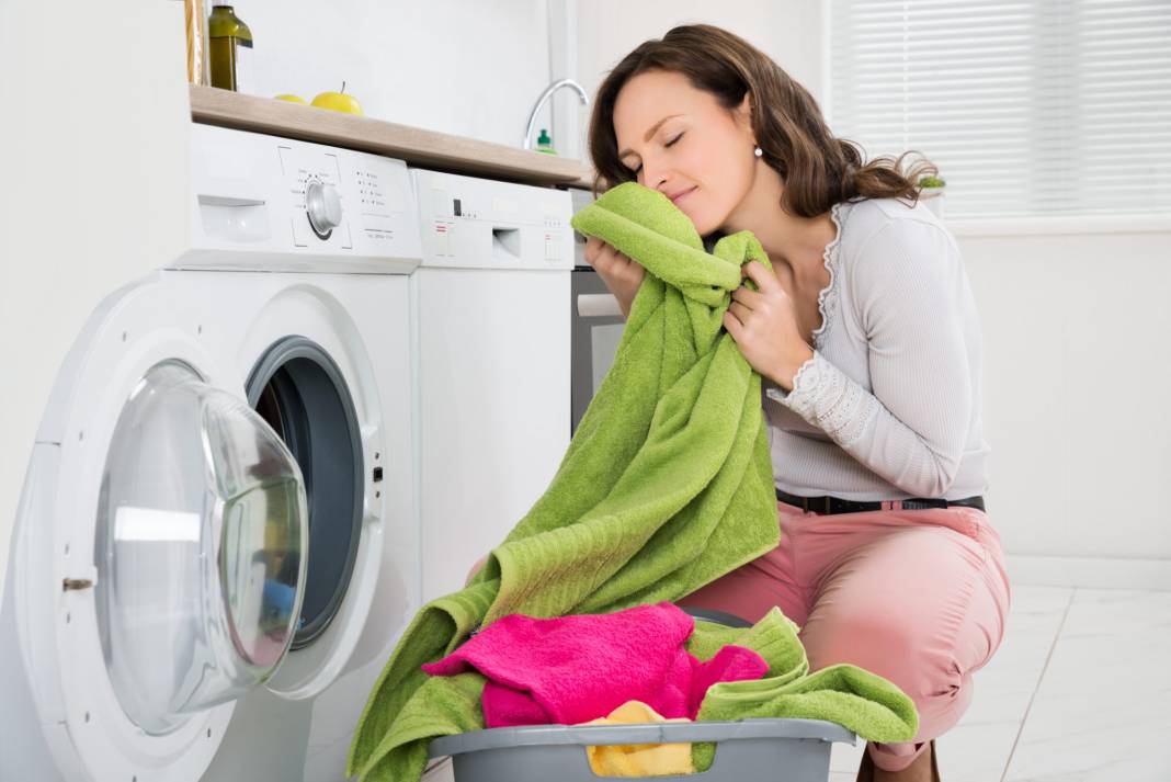 Çamaşır makinesine 1 kaşık eklemek faturayı anında düşürüyor 6