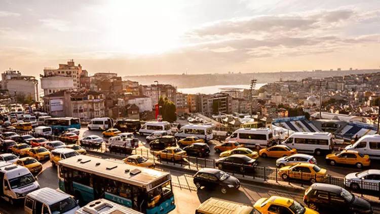 Okullar açılıyor: İstanbul trafiği için teyakkuza geçildi! Toplu taşıma ücretsiz mi olacak? 6