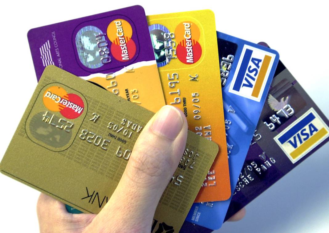 Kredi kartları için yeni dönem başlıyor Taksitli alışveriş devri kapanıyor mu? 10