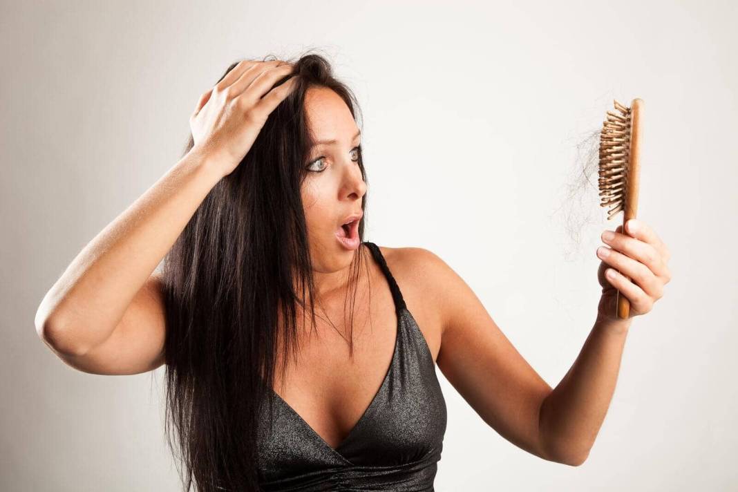 Kel yapan şampuanlar belli oldu! Saçları avuç avuç döküyor 10