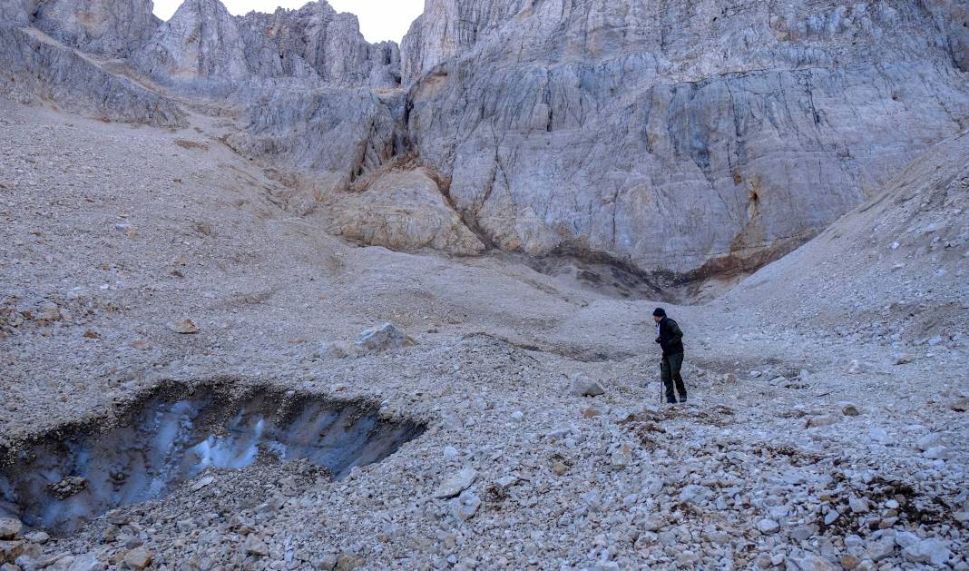 2,5 milyon yıllık gizem çözüldü: Kar kütlesinin erimesiyle açığa çıktı 10