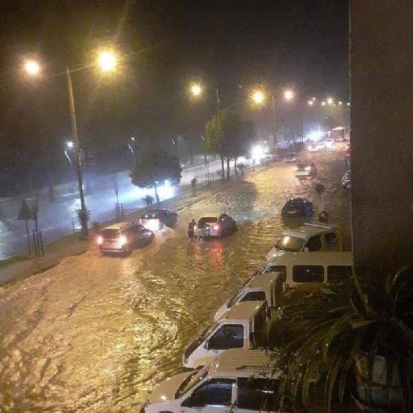 Fatsa'da sağanak: Cadde ve sokaklar göle döndü 5