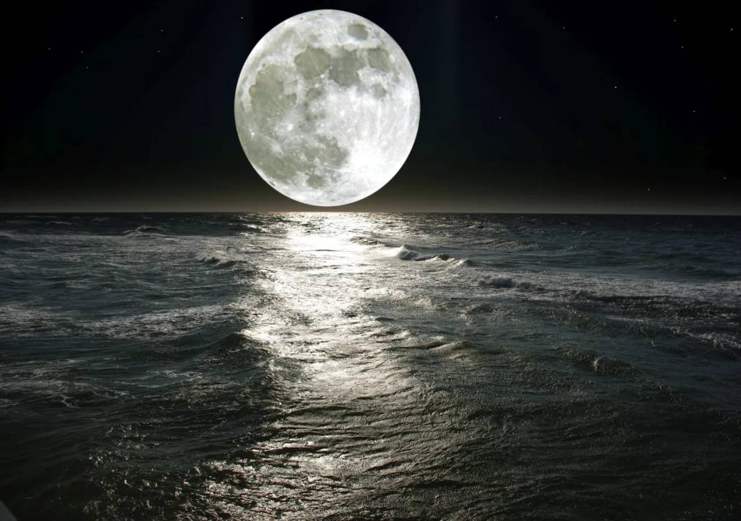 Ay'ın sırrı çözüldü! Bilim insanları Ay’ın içinde ne olduğunu ilk kez açıkladı 4