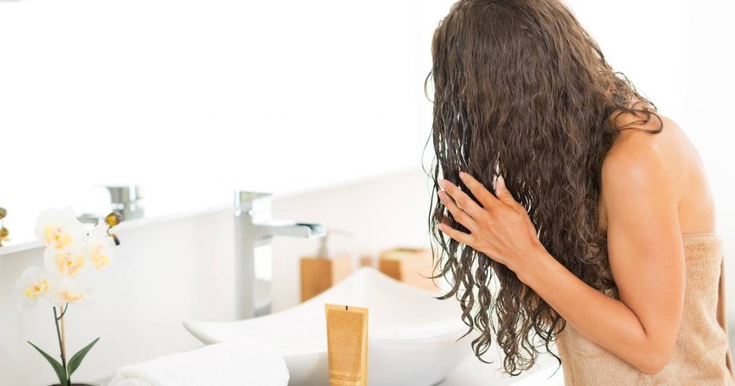 'Zararlarını çoğu kişi bilmiyor' Islak saçla uyumamanız için 7 neden 3