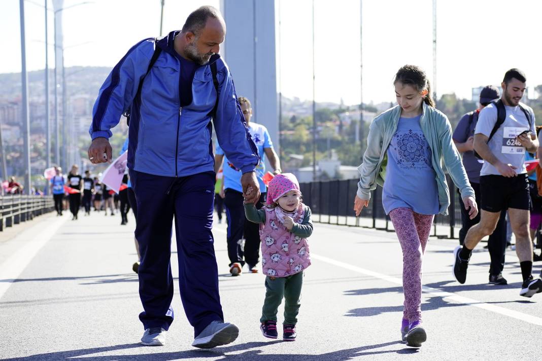 İstanbul Maratonu’nda halk koşusundan renkli görüntüler! 4