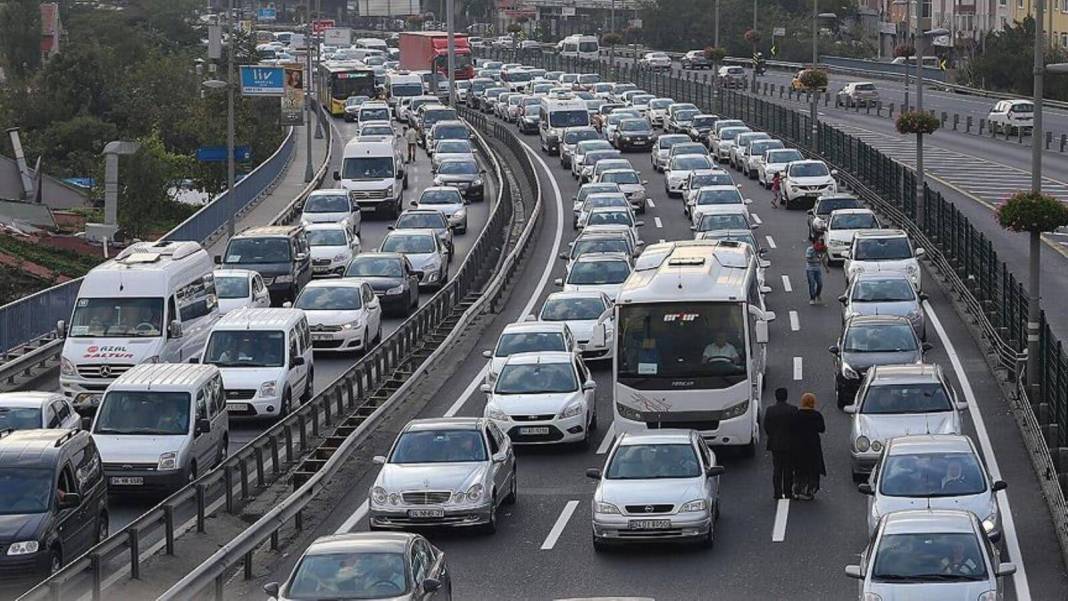 Araç muayene ücretlerine rekor zam geliyor! Rakamı gören düşüp bayılacak 9