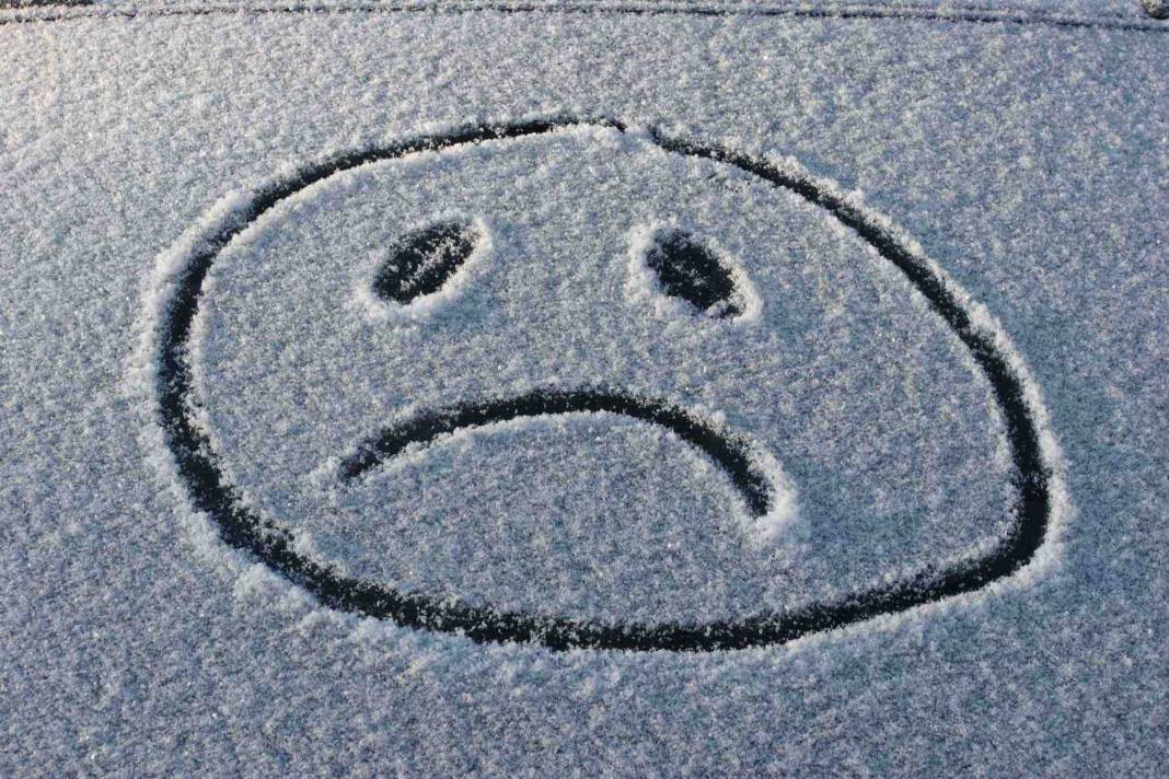 Kışın kendini mutsuz hissedenler dikkat: Uzman isim sebeplerini sıraladı 8