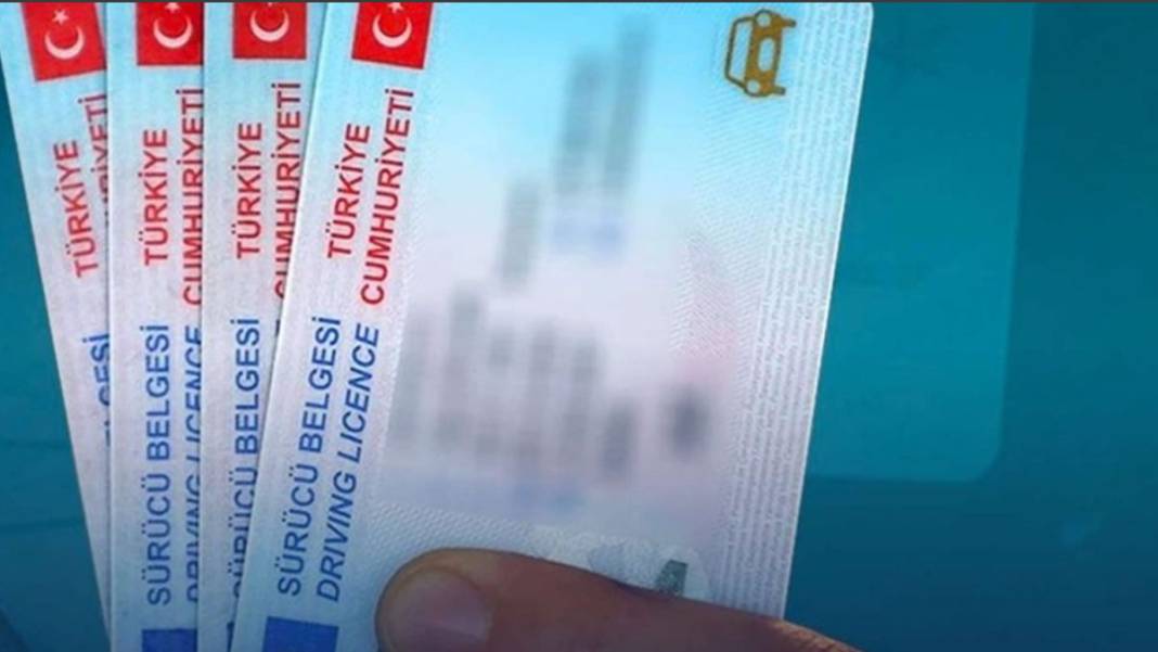 Pasaport ehliyet araç muayenesi  IMEİ kayıt ücretlerine gelen zam el yakıyor İşte 2024 zamlı fiyatlar 4