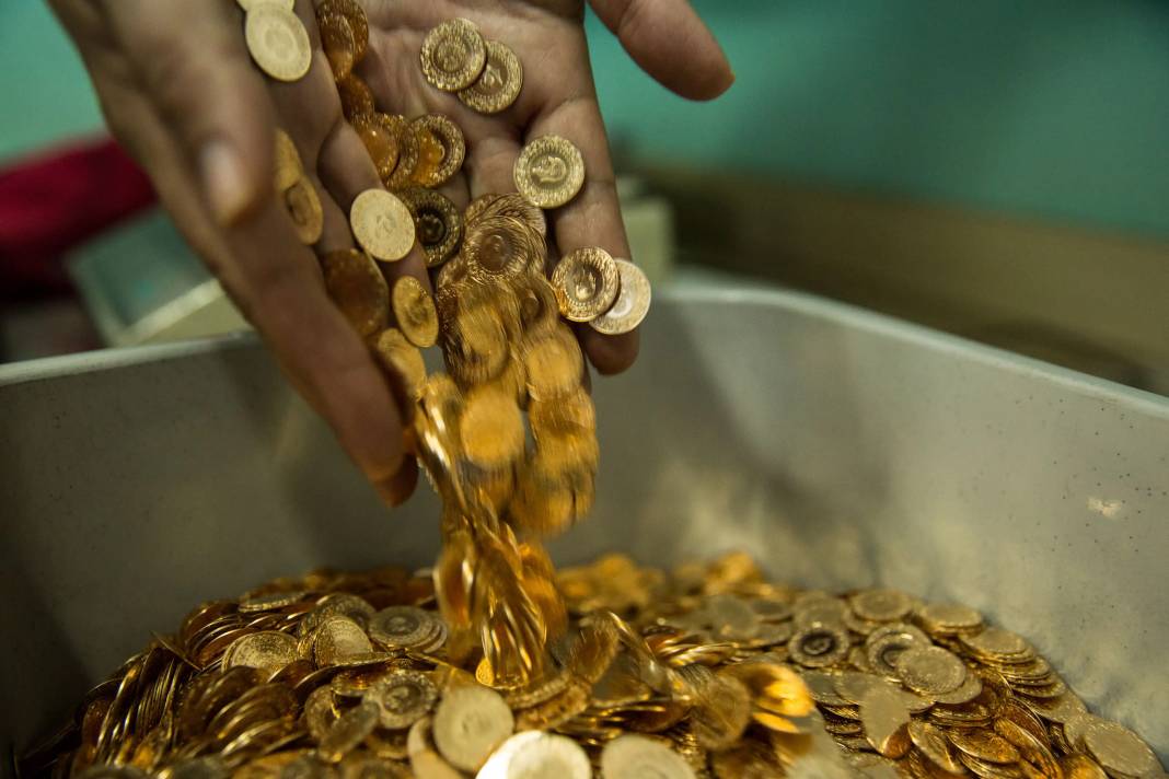 İslam Memiş tarih verip uyardı 'Hazırlanın gram altın fiyatları uçuşa geçecek' 5