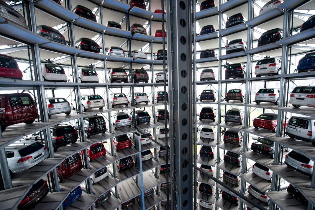 Emre Özpeynirci’den araç alacaklara kritik mesaj 'Faiz kararı otomotiv sektörünü nasıl etkileyecek' 9