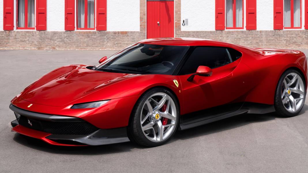Hibrit Ferrari satışları tüm modelleri geride bıraktı 3
