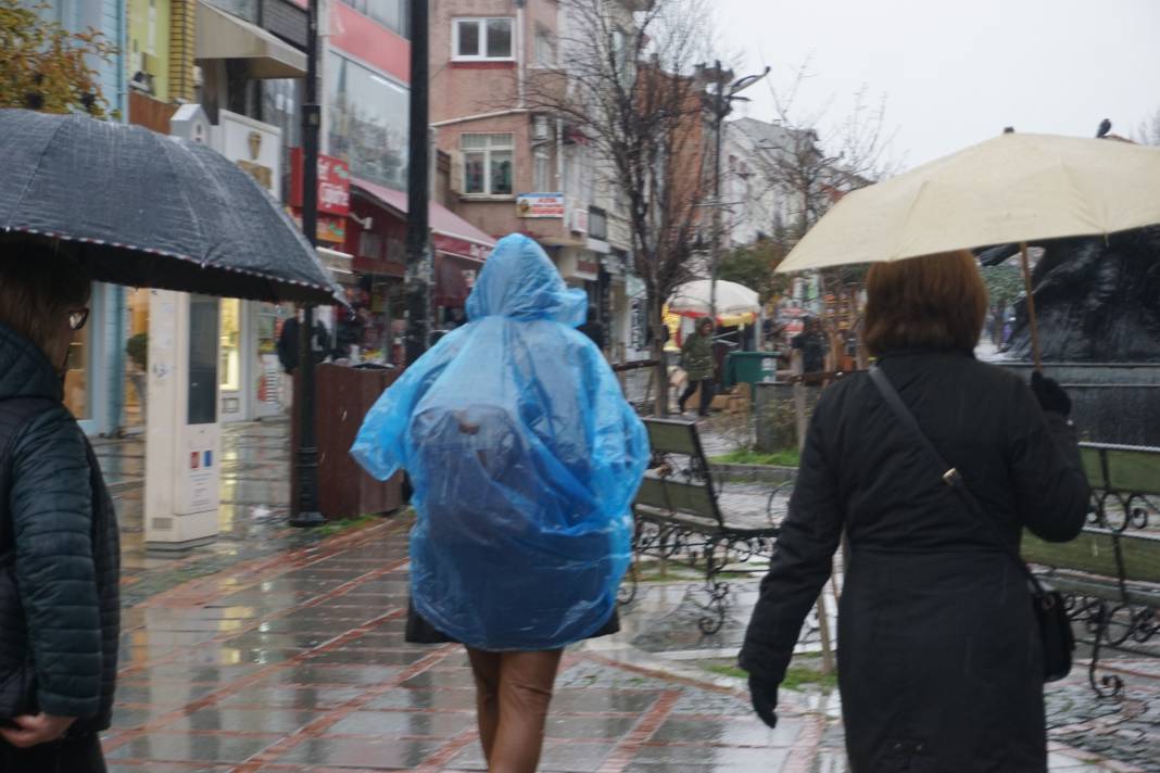 Edirne'de sağanak yağış etkisi sürüyor 9