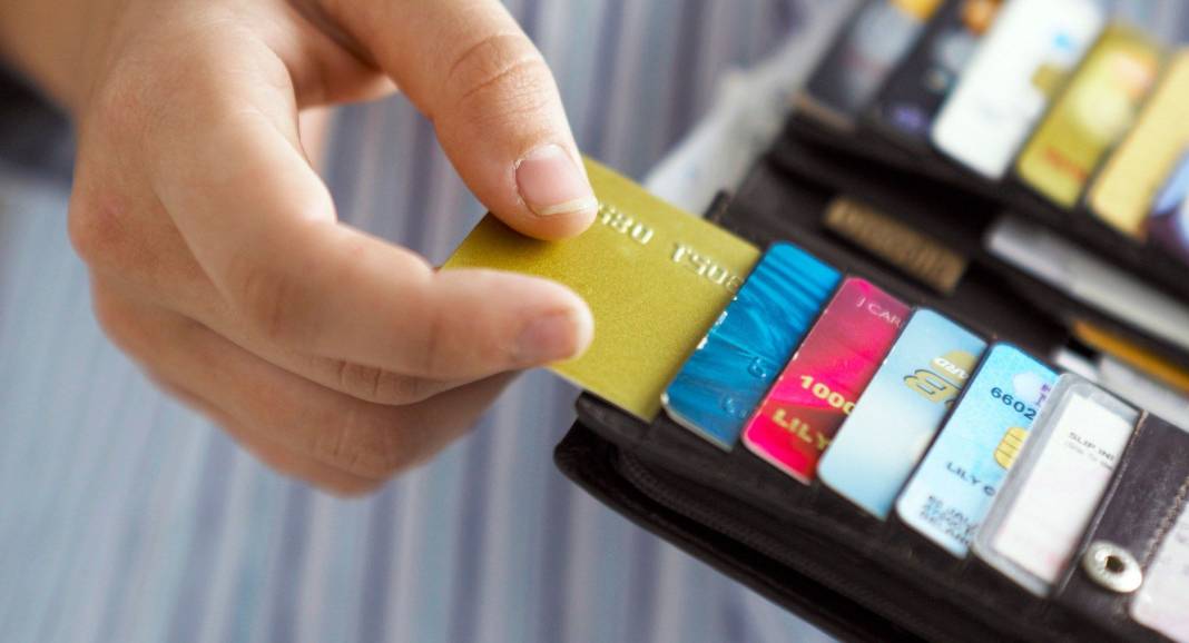 Kredi kartları tek tek kapatılacak 'Bankalar peş peşe mesaj atmaya başladı' 8