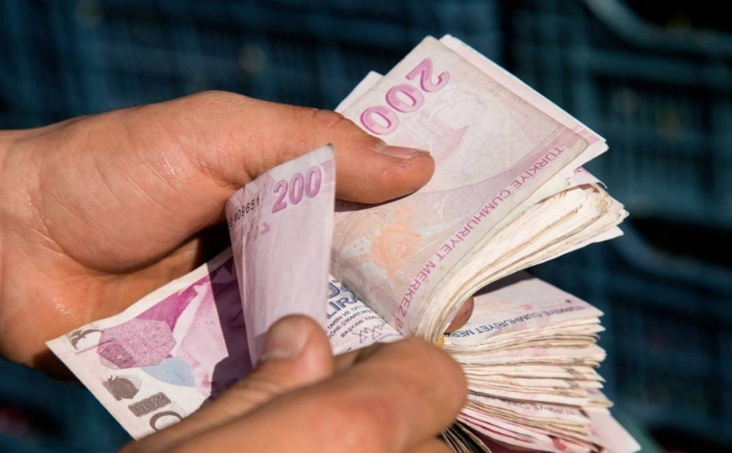 Sadece o emeklilere bayramda 4.500 TL ikramiye yatacak! Resmi açıklama geldi 9