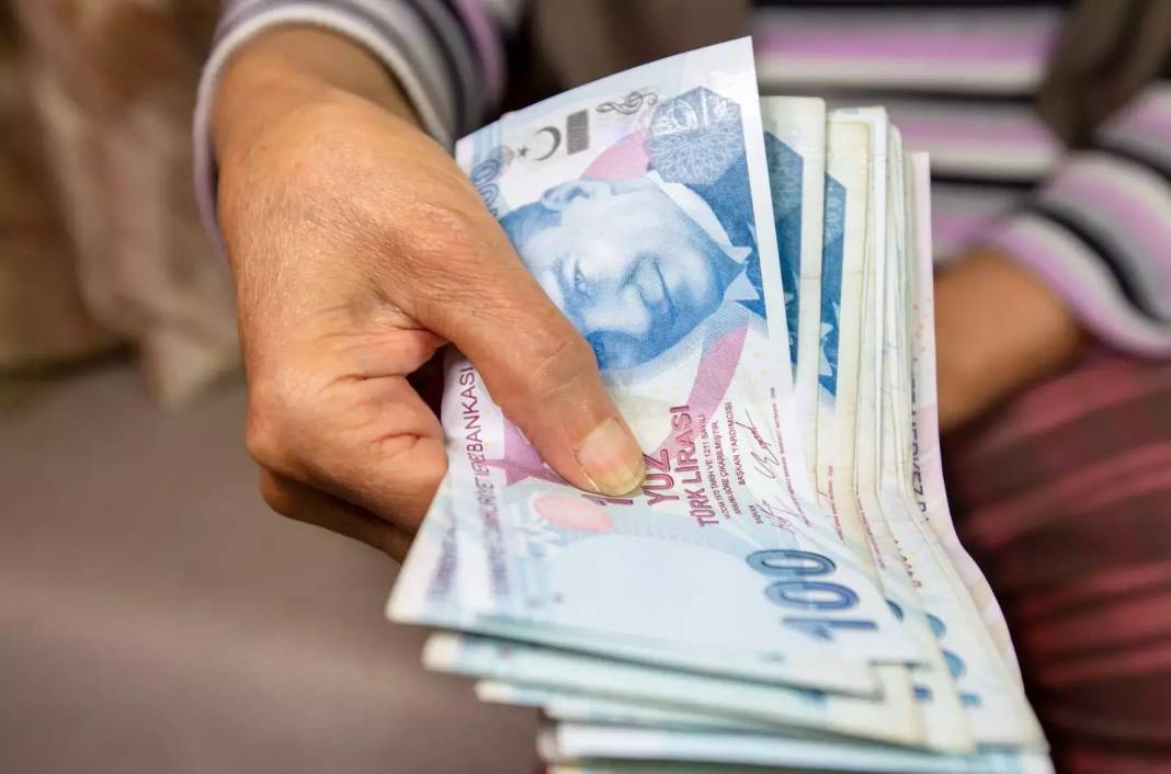 Emekliden 1.500 TL asgari ücretliden 2.550 TL kesilecek! Zam beklerken kahreden haber geldi 5