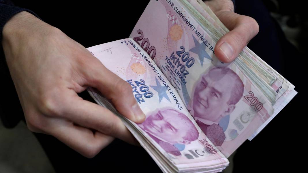 O bankalar sıfır faizli kredi veriyor! 25.000 TL anında hesaplarda 3