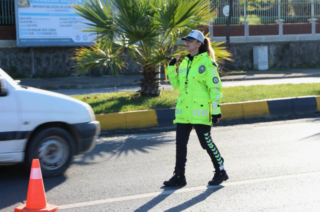 B sınıfı ehliyeti olanlara 30 Mayıs uyarısı: 15 TL ödemeyene 12 bin TL ceza kesilecek 2