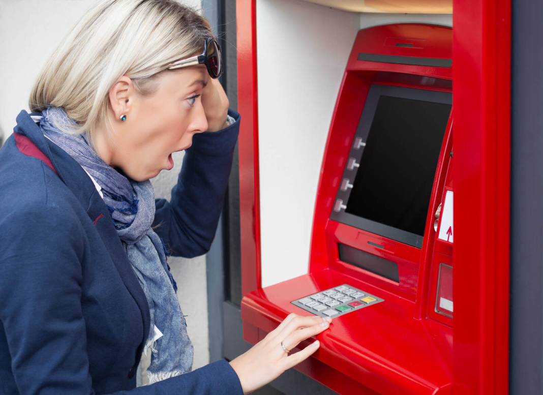 ATM'lere yeni güncelleme geldi: Artık bunu yapanın kartını ATM'ler anında yutacak 6