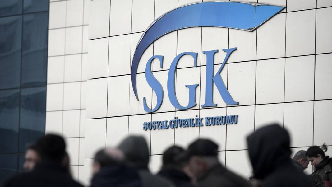 SGK bunu yapanları asla kabul etmeyecek ‘EYT hakları bile kaybolacak’ 2