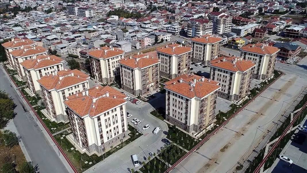 Kiracılar hapı yuttu! Ünlü ekonomist ‘daha da çok artacak’ diyerek açıkladı 2