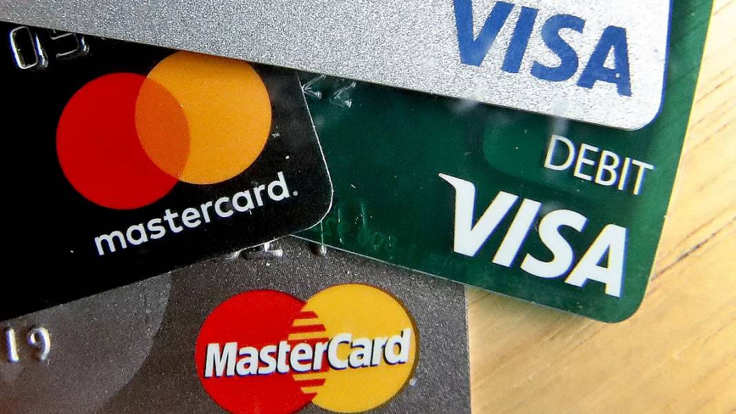 Kredi kartında flaş değişiklik: 3 kere üst üste asgarisini ödemeyen yandı! Kapatılacak 3