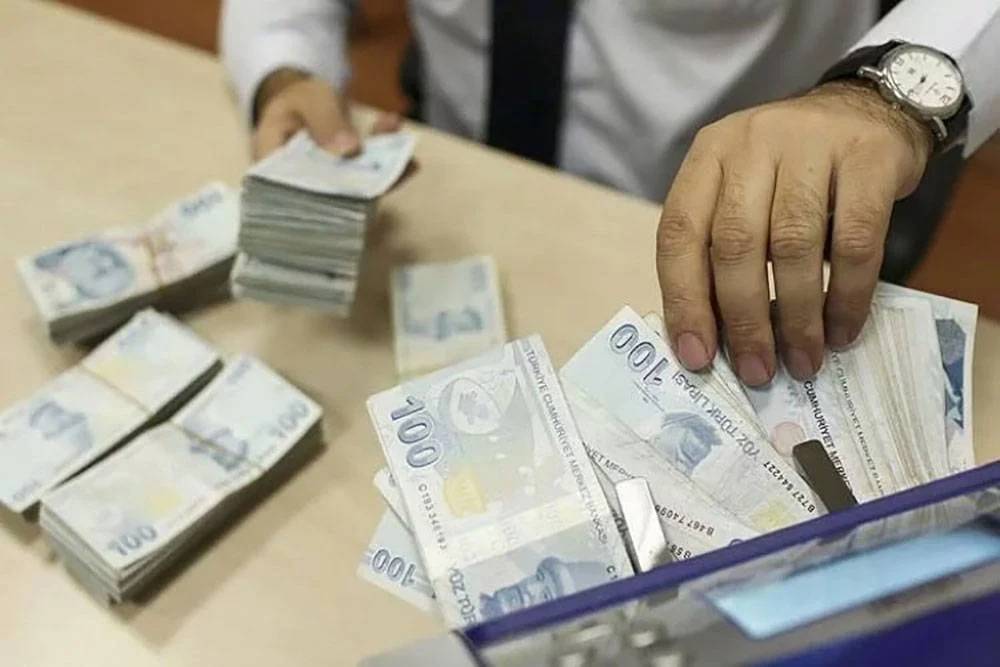 8 bankada bayram öncesi deprem: Olan vatandaşın cebine olacak 7