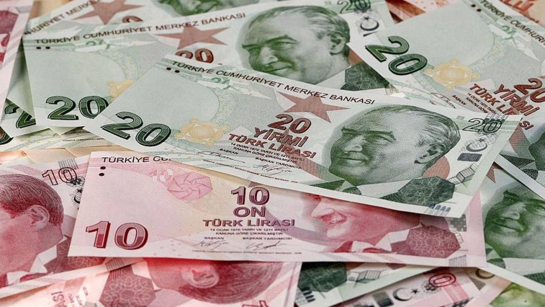 1 milyon TL'nin  aylık getirisi roket gibi uçtu: Duyan soluğu bankada alacak 6