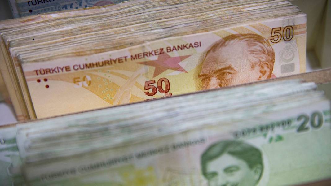 100 bin TL'nin 1 aylık geri ödemesi değişti: İşte banka banka faiz oranları 7