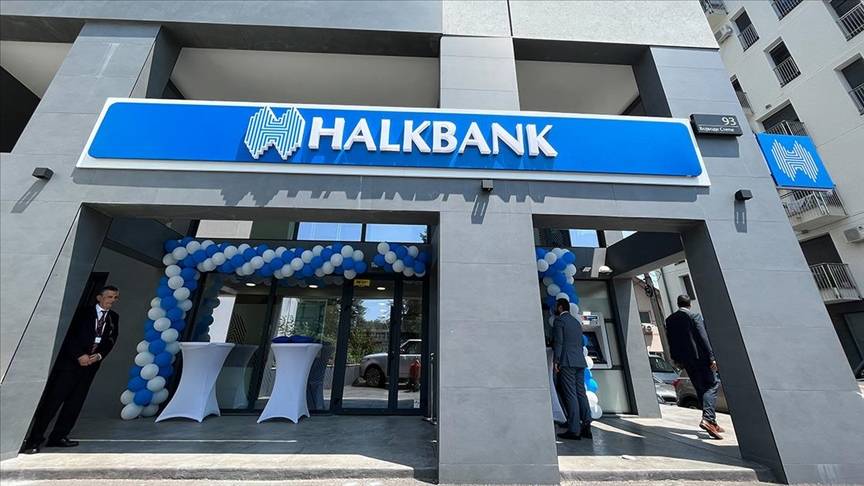 Halkbank’tan büyük destek: Bu emekliler bayramı rahat geçirecek 2