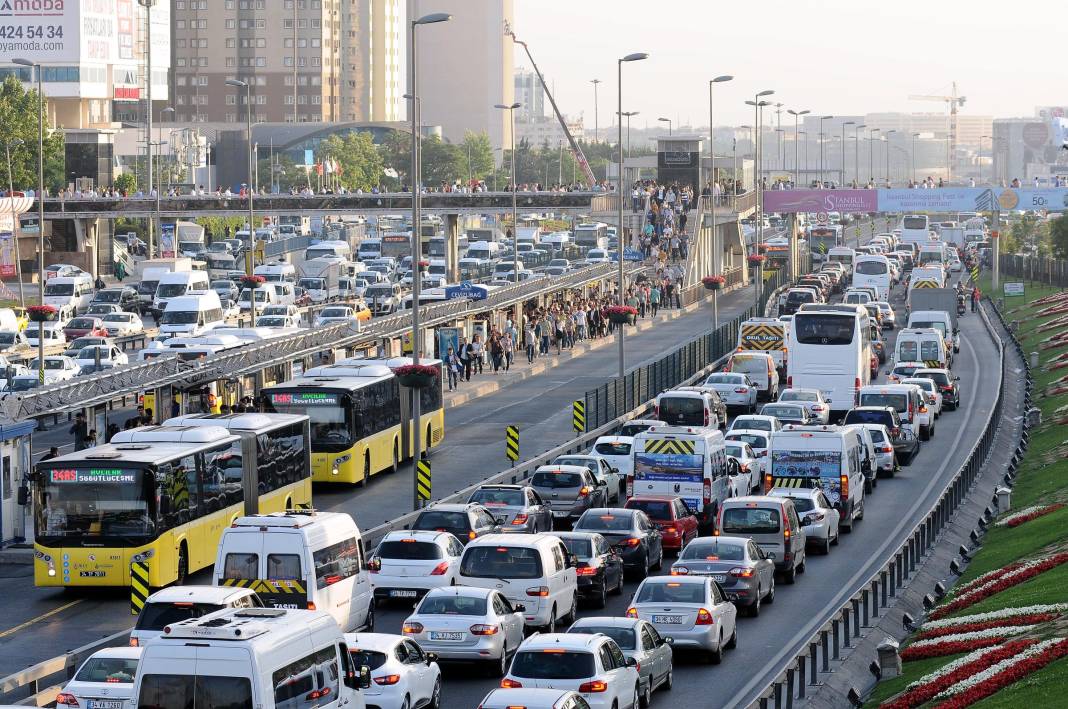 15 yaşından büyük arabası olan bayram edecek: Bakanlık kolları sıvadı 5