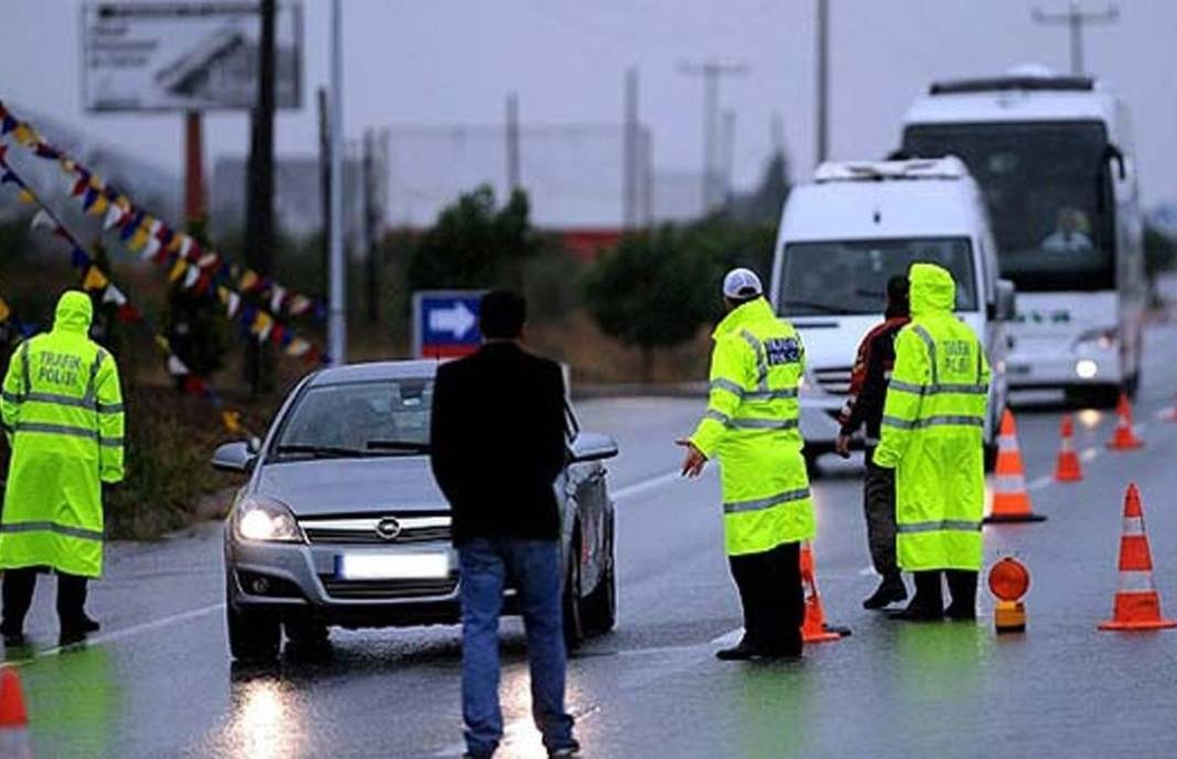 Bunu yapmayan sürücülere kötü haber!  Binlerce lira ceza ödenecek 4