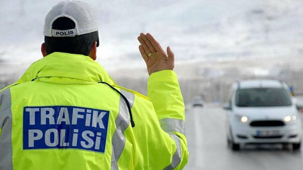 Bayram öncesi sürücüler derin bir oh çekecek: O trafik cezaları iptal edildi 6