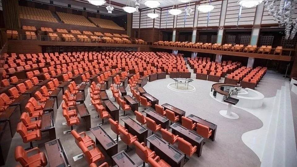 AK Parti Meclis'e sundu: Kamuda bir devir sona eriyor! Artık bunu yapan yandı 9