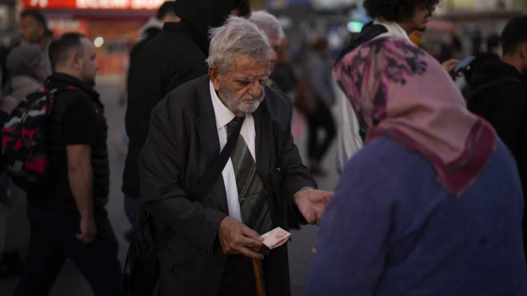 Bu emekliler ömür boyu daha fazla maaş alacak! Detaylar belli oldu 7