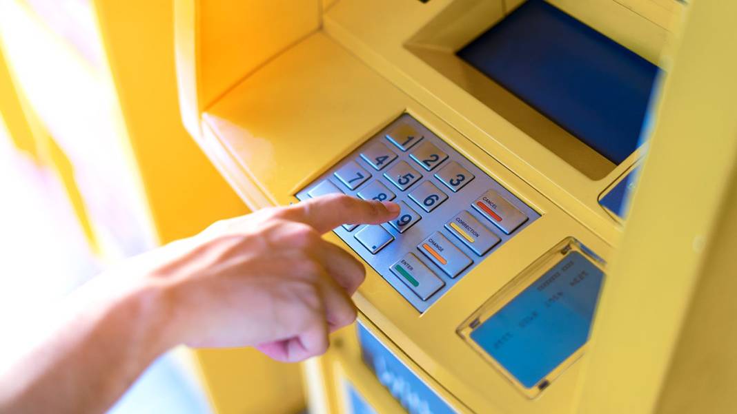 ATM'lerdeki büyük tehlike ortaya çıktı! Sakın bu şekilde kullanmayın 9