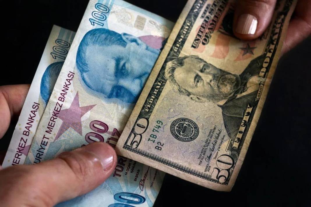 Dolar rekor üstüne rekor kıracak. Ünlü bankacı basına sızdırdı 4