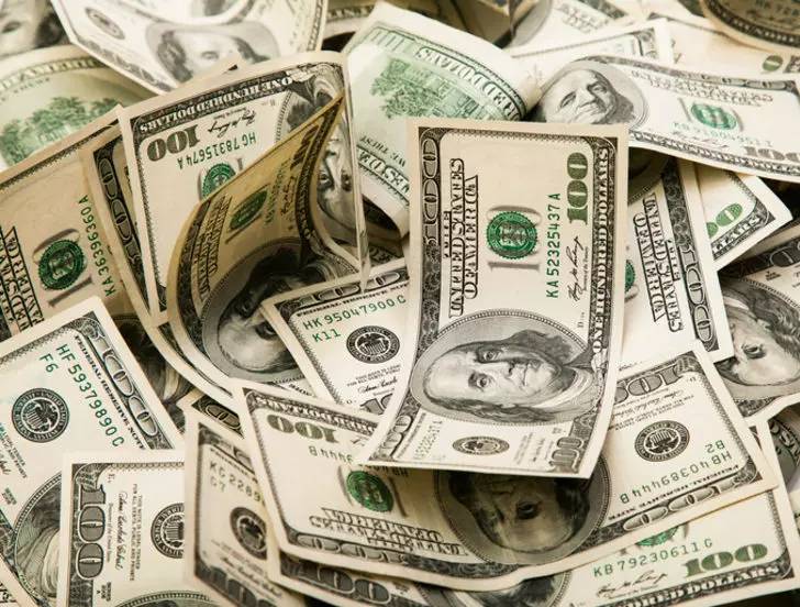 Dünyanın en zengin 5 ailesi belli oldu: İşte servetleri 1