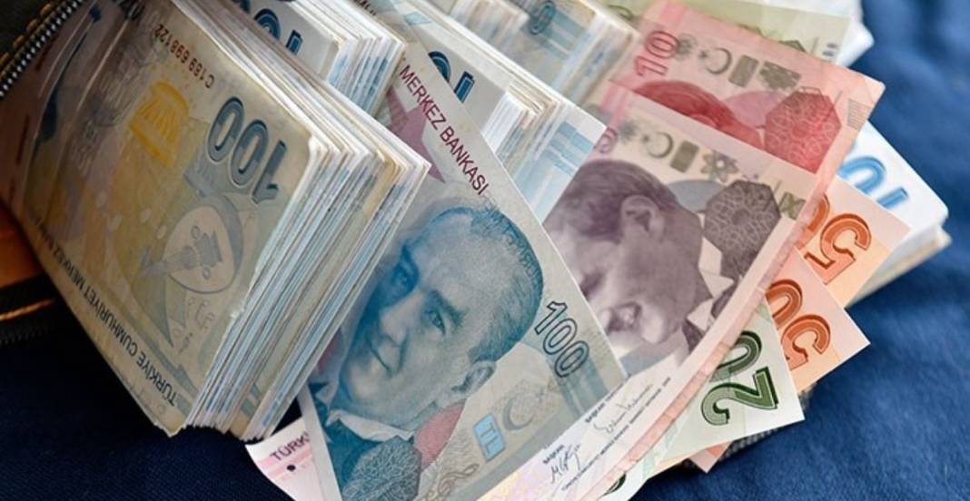 Emekliler için kesenin ağzı açıldı. 15 bin lira nakit desteği verilecek 5