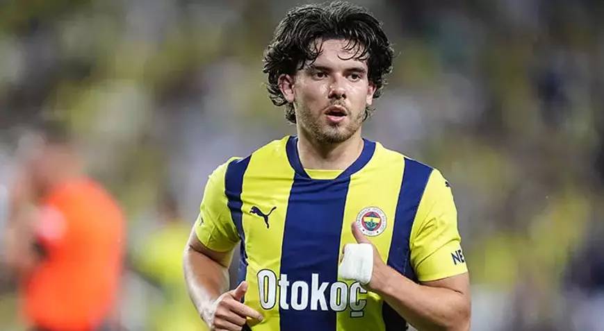 Fenerbahçe transferi resmen duyurdu: Ferdi Kadıoğlu Ada yolcusu 3