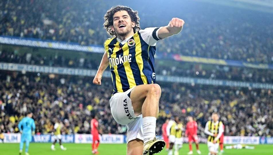 Fenerbahçe transferi resmen duyurdu: Ferdi Kadıoğlu Ada yolcusu 2