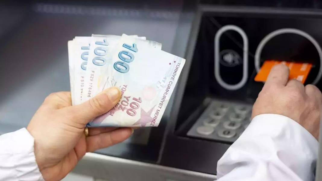 Emekli promosyonlarında büyük artış: Bankalar peş peşe duyurdu 7