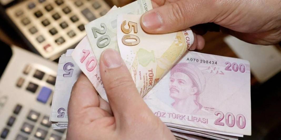 Emekliler için kesenin ağzı açıldı. 15 bin lira nakit desteği verilecek 3