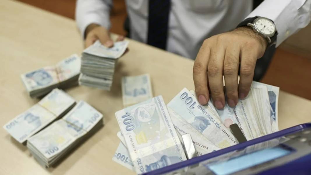 Emekli promosyonlarında büyük artış: Bankalar peş peşe duyurdu 11